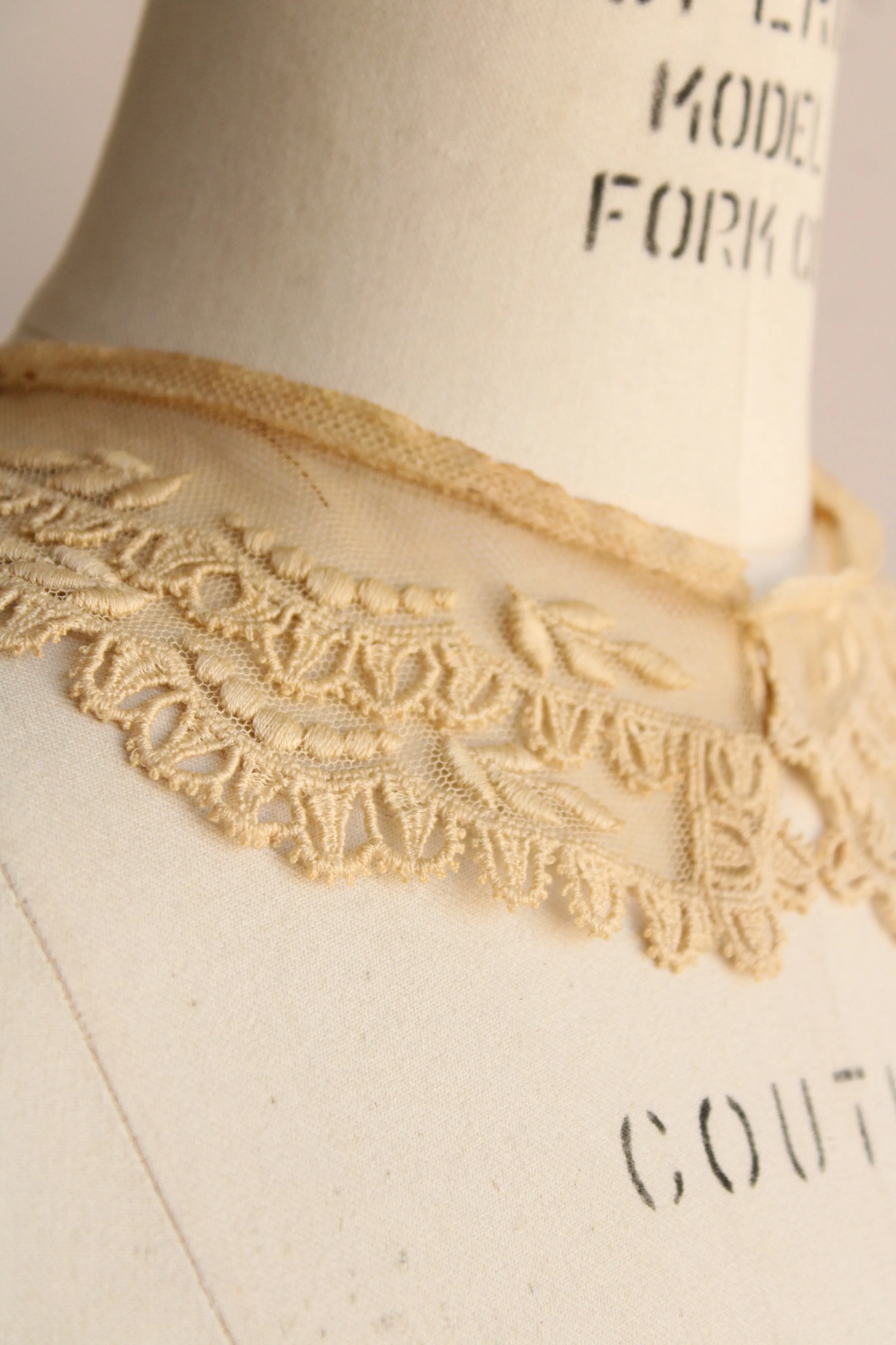 Antique 1910s 1920s Lace Collar