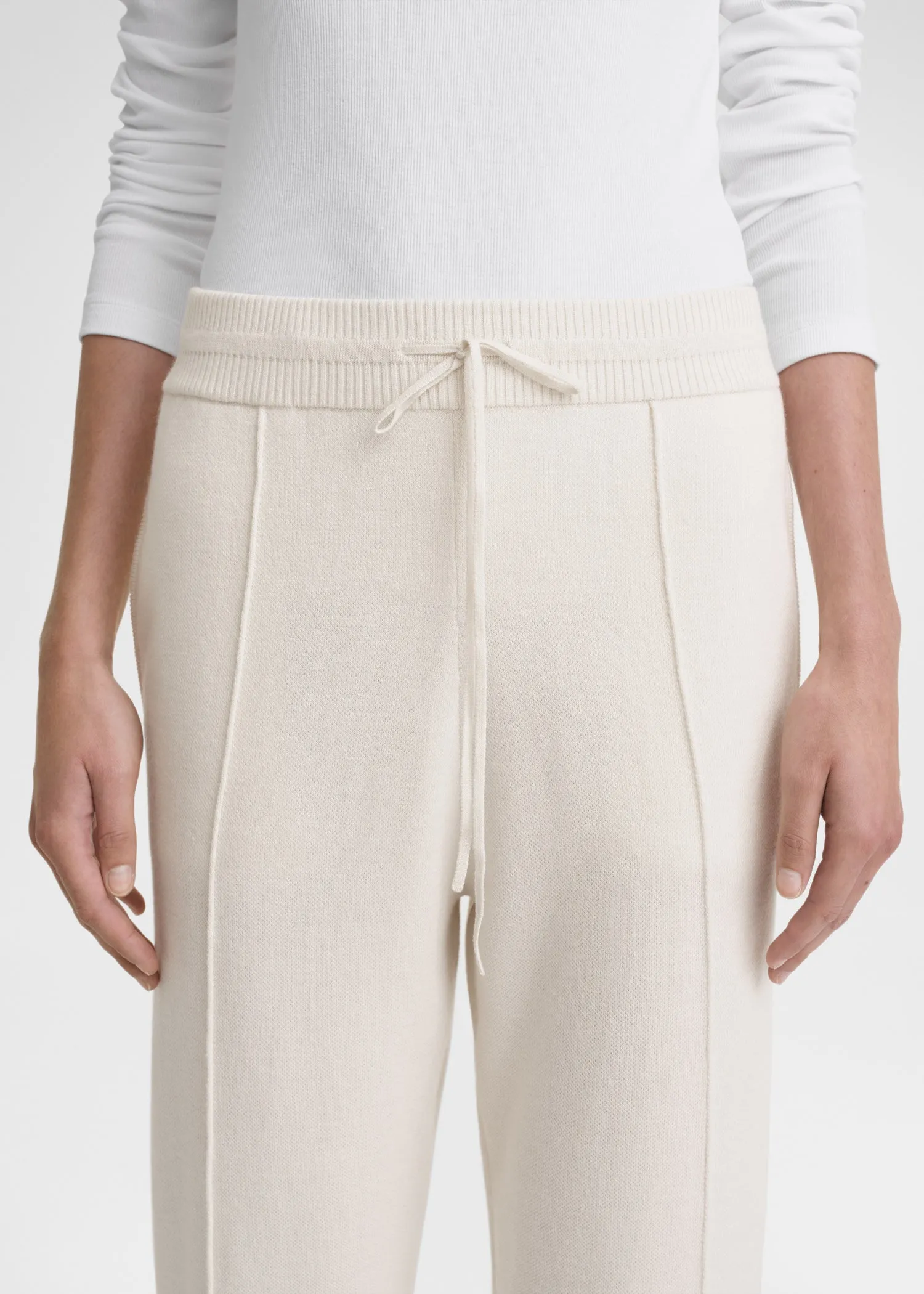 Cotton cashmere sweatpants macadamia