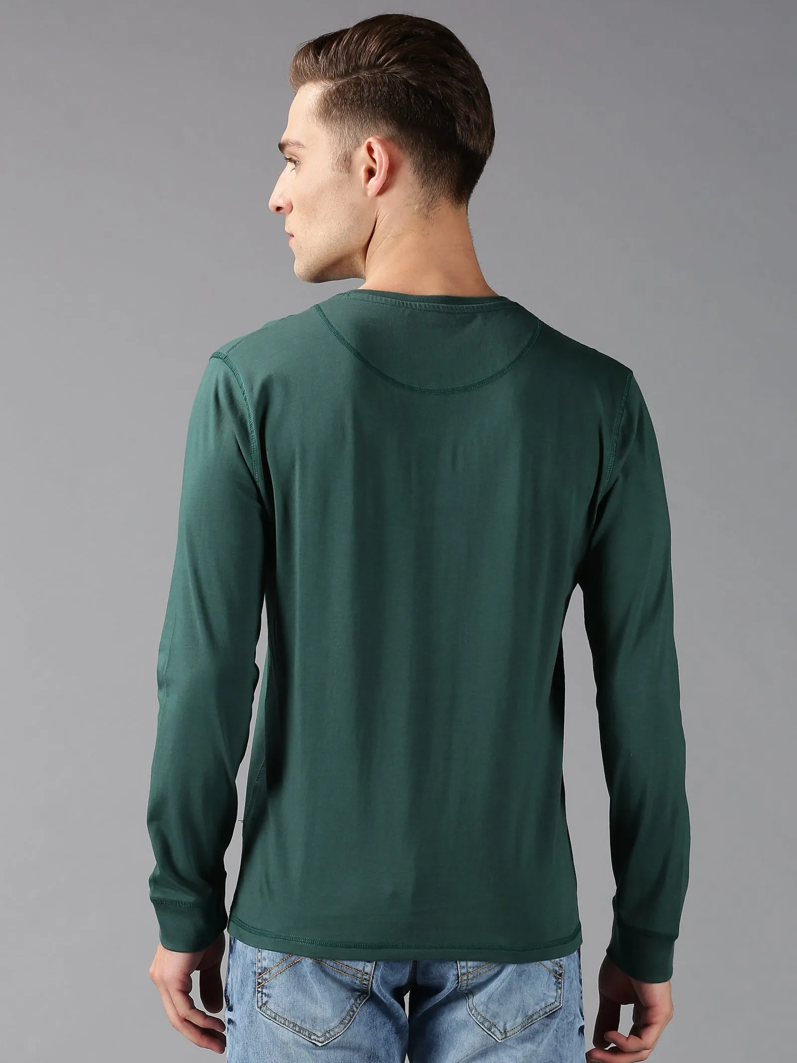 MEN'S GREEN SOLID SLIM FIT T.SHIRT