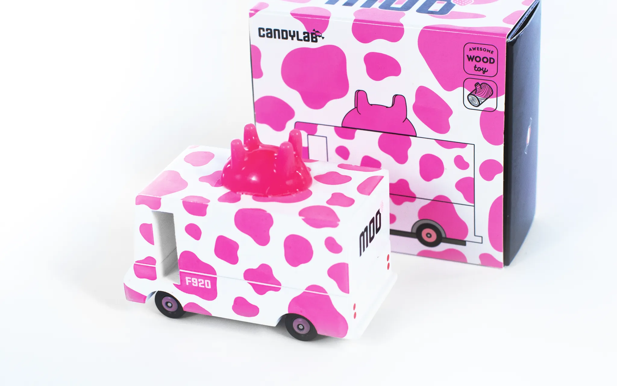 Moo Strawberry Van