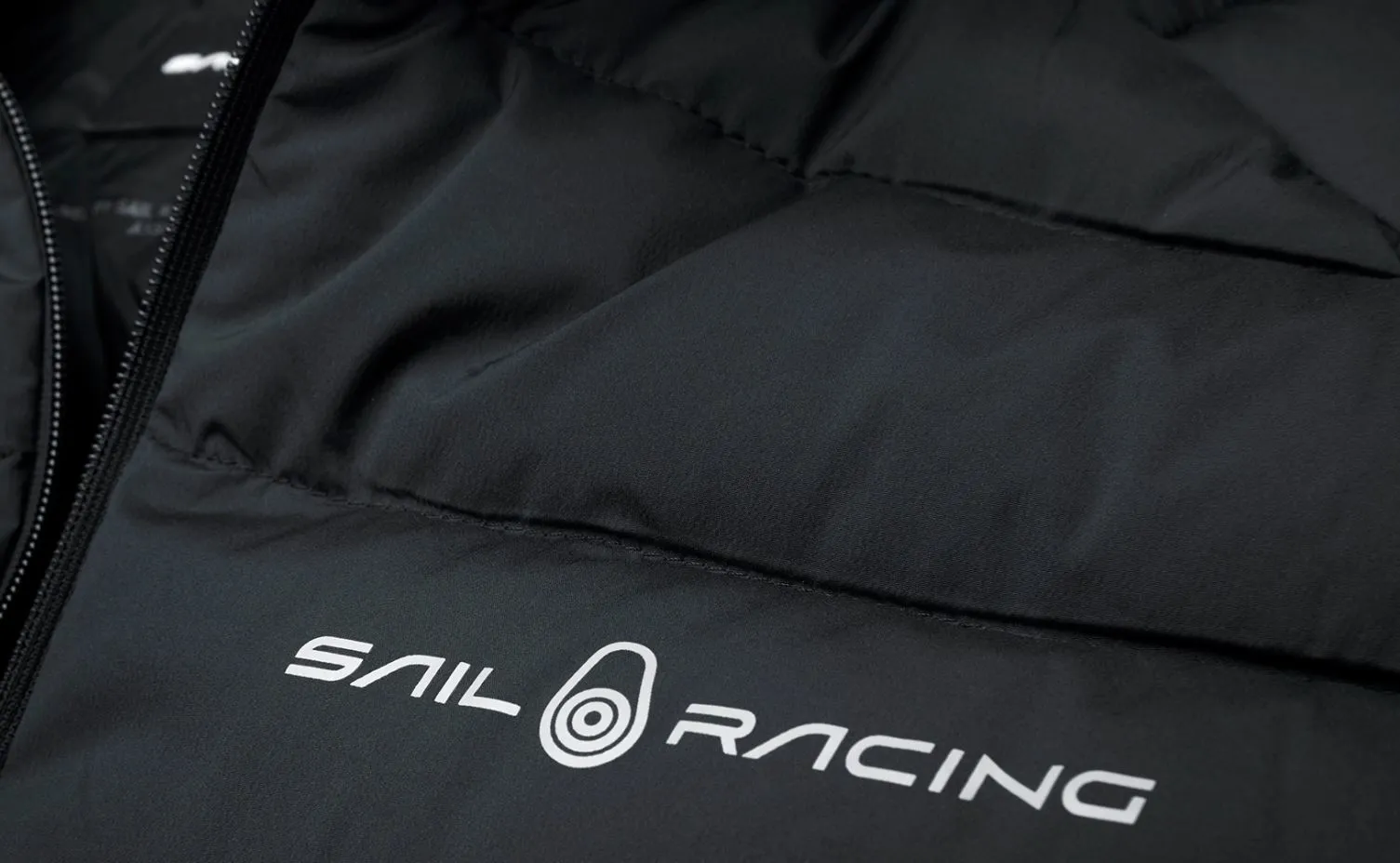 Sail Racing Men&#x27;s Spray Down Vest Carbon | Buy Sail Racing Men&#x27;s Spray Down Vest Carbon here | Outnorth