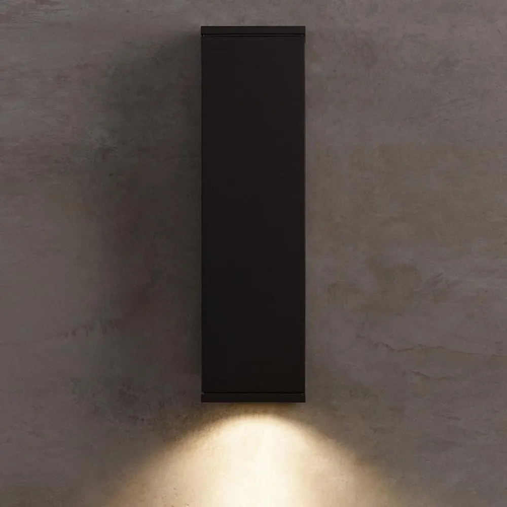 Sean Lavin Tegel 18 Outdoor Wall Light - Bronze