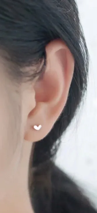 Tiny Heart Earrings