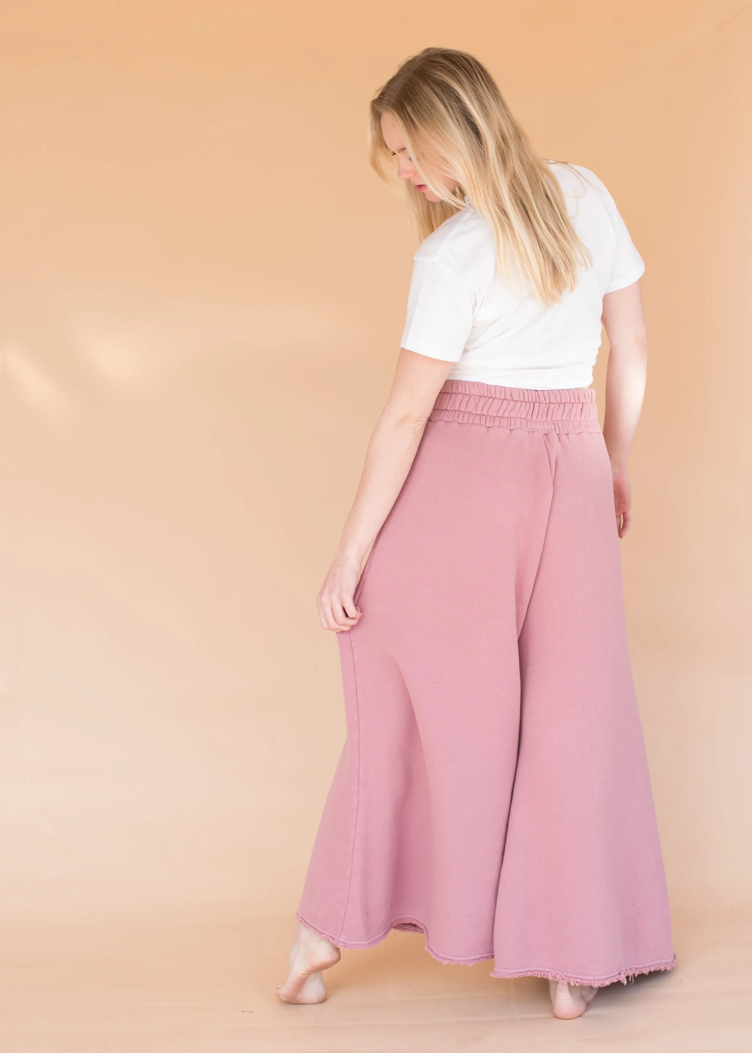 Women’s High-Waisted Rose Wide Leg  Sweatpants