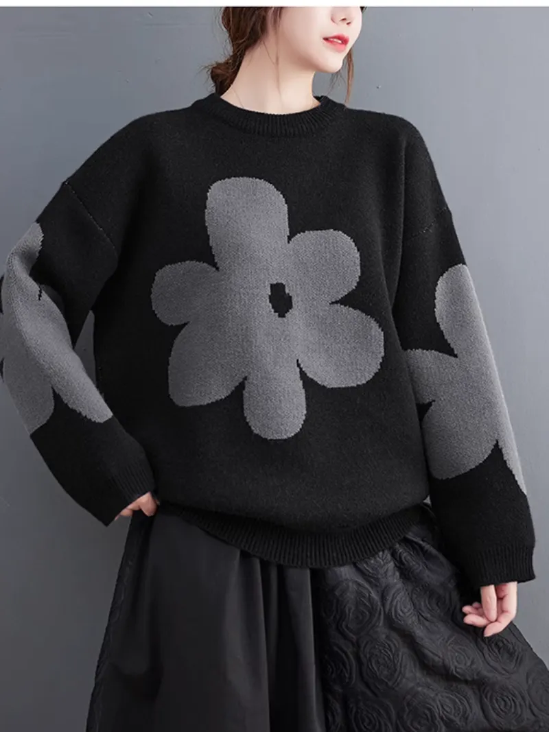 Women's Winter Wardrobe Cozy Flower Sweater